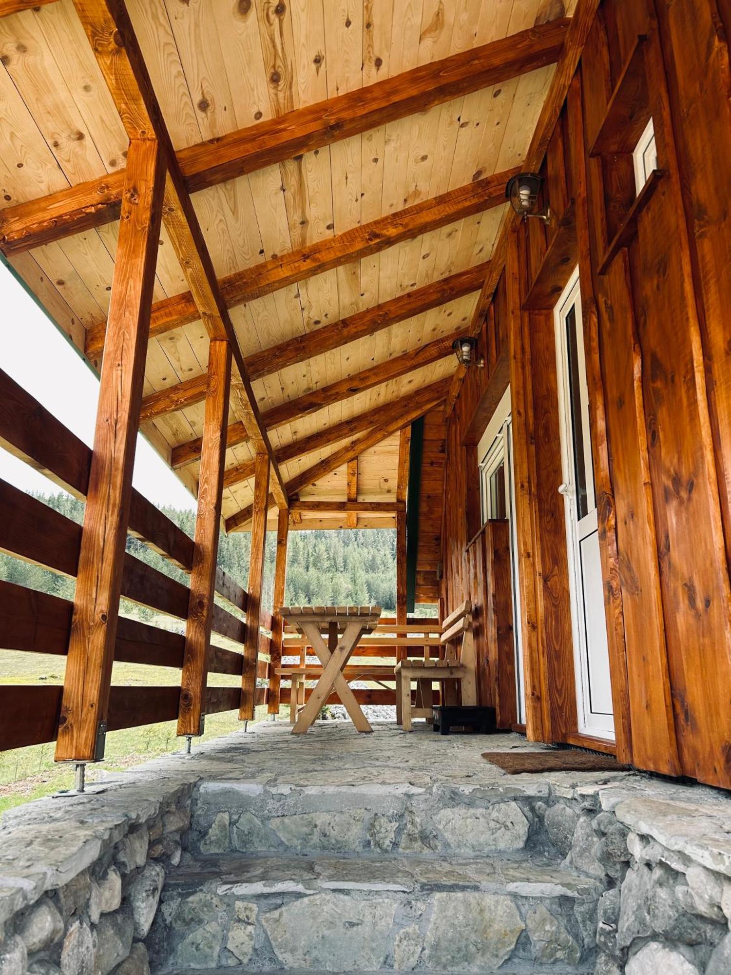 Nomad Lodge Zminica Žabljak Kültér fotó